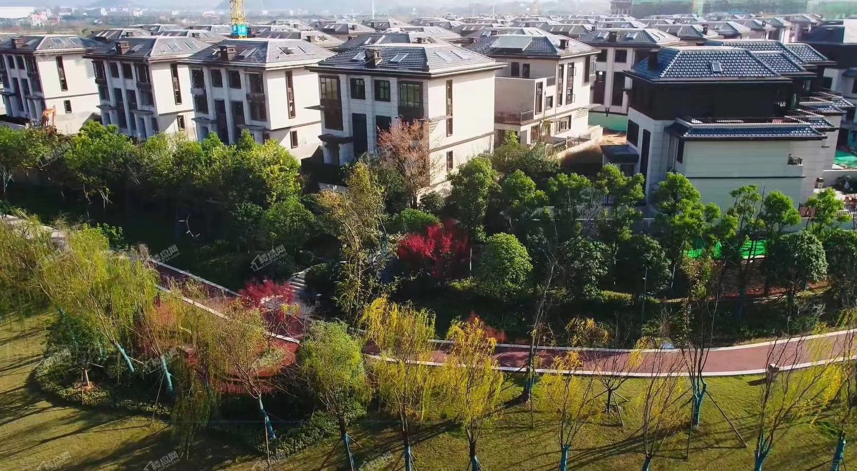 湖南怡美環(huán)境管理發(fā)展有限公司,湖南物業(yè)保潔服務(wù)，商場(chǎng)保潔,石材護(hù)理價(jià)格,市政環(huán)衛(wèi),駐場(chǎng)保潔