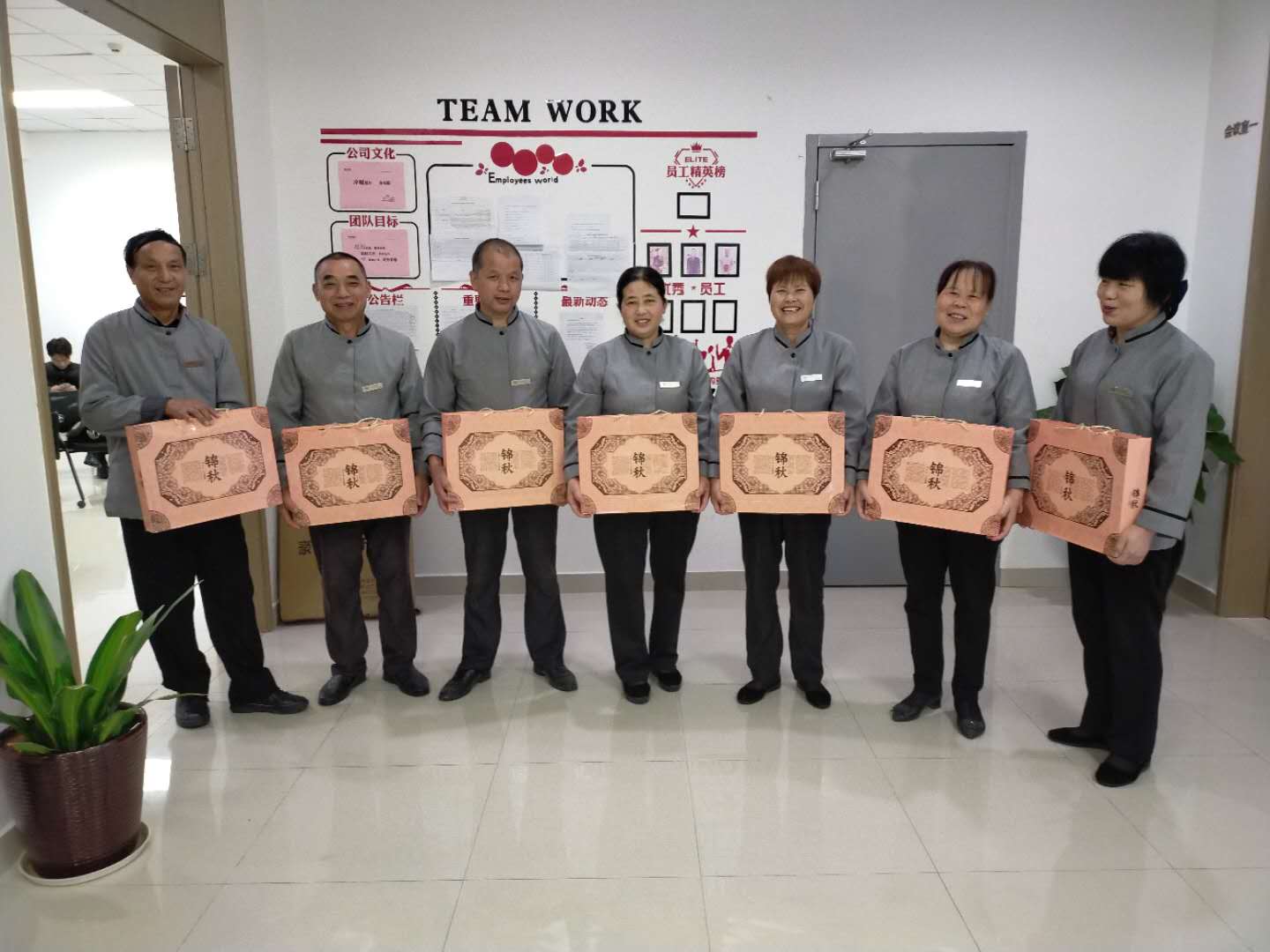 湖南怡美環境管理發展有限公司,湖南物業保潔服務，商場保潔,石材護理價格,市政環衛,駐場保潔